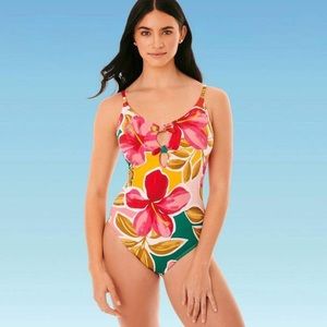 Slimming Control Strappy Front One Piece Swimsuit
